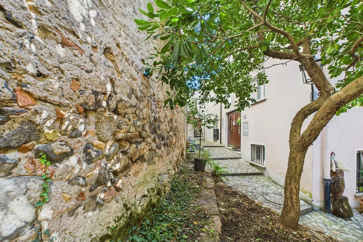 Morcote - Maison du Centre du Village à Rénover - Photo 14 sur 15