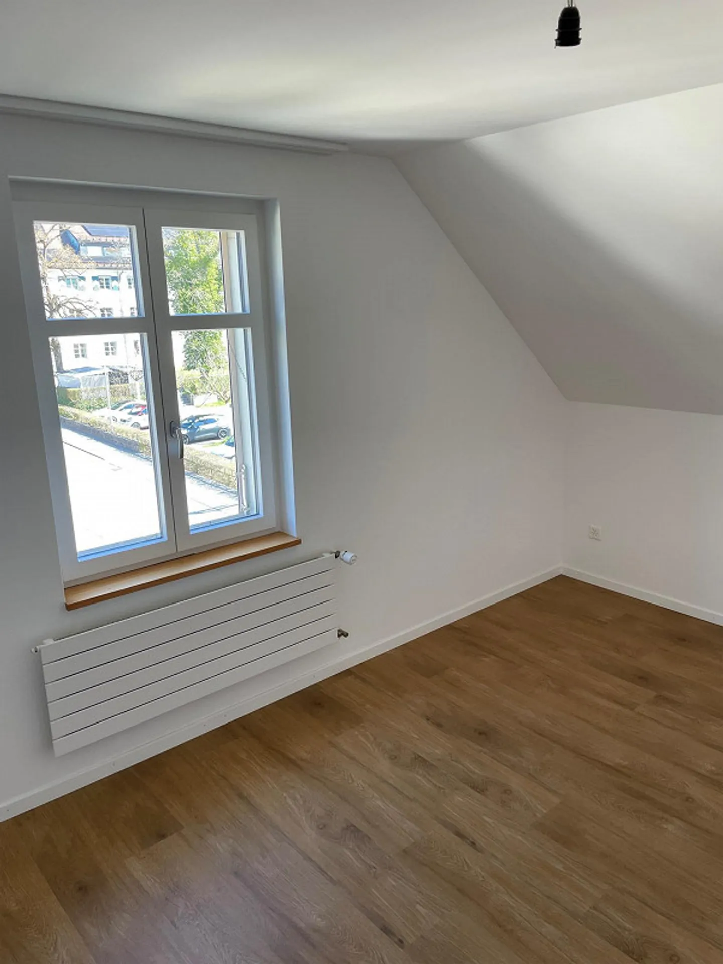 Central, bright 3 1/2 room apartment - Photo 8 of 13