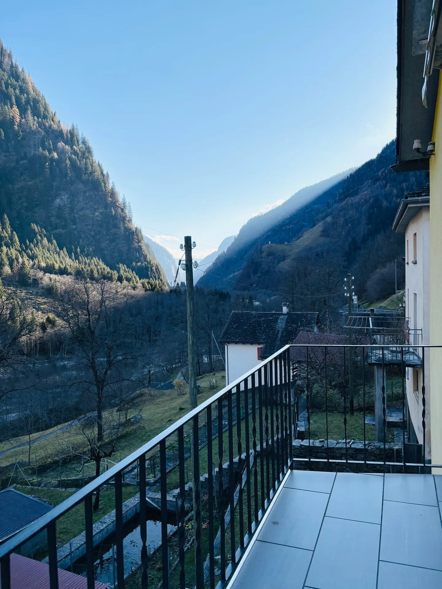 Maison entre Lumière et Paix dans le Calancatal, à Santa Domenica (Calanca) - Photo 8 sur 37