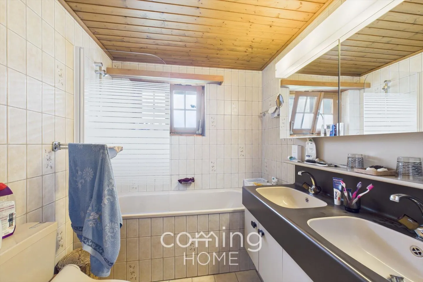 Two-family house in Bitsch - flexible use, with large garden and new photovoltaic system - Photo 9 of 13