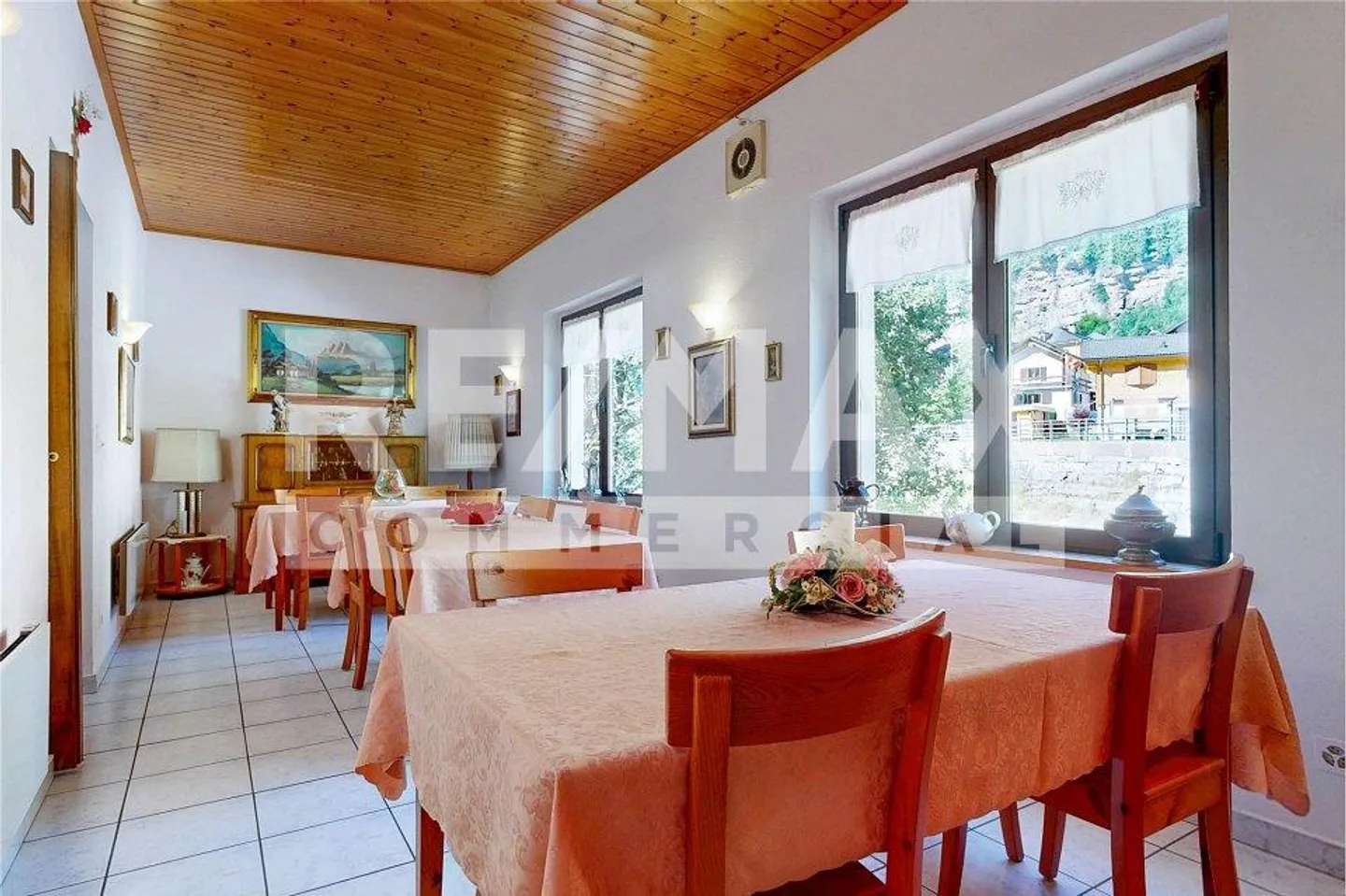 Motel avec restaurant au cœur de la Val Calanca (Rossa, GR) - Photo 13 sur 13