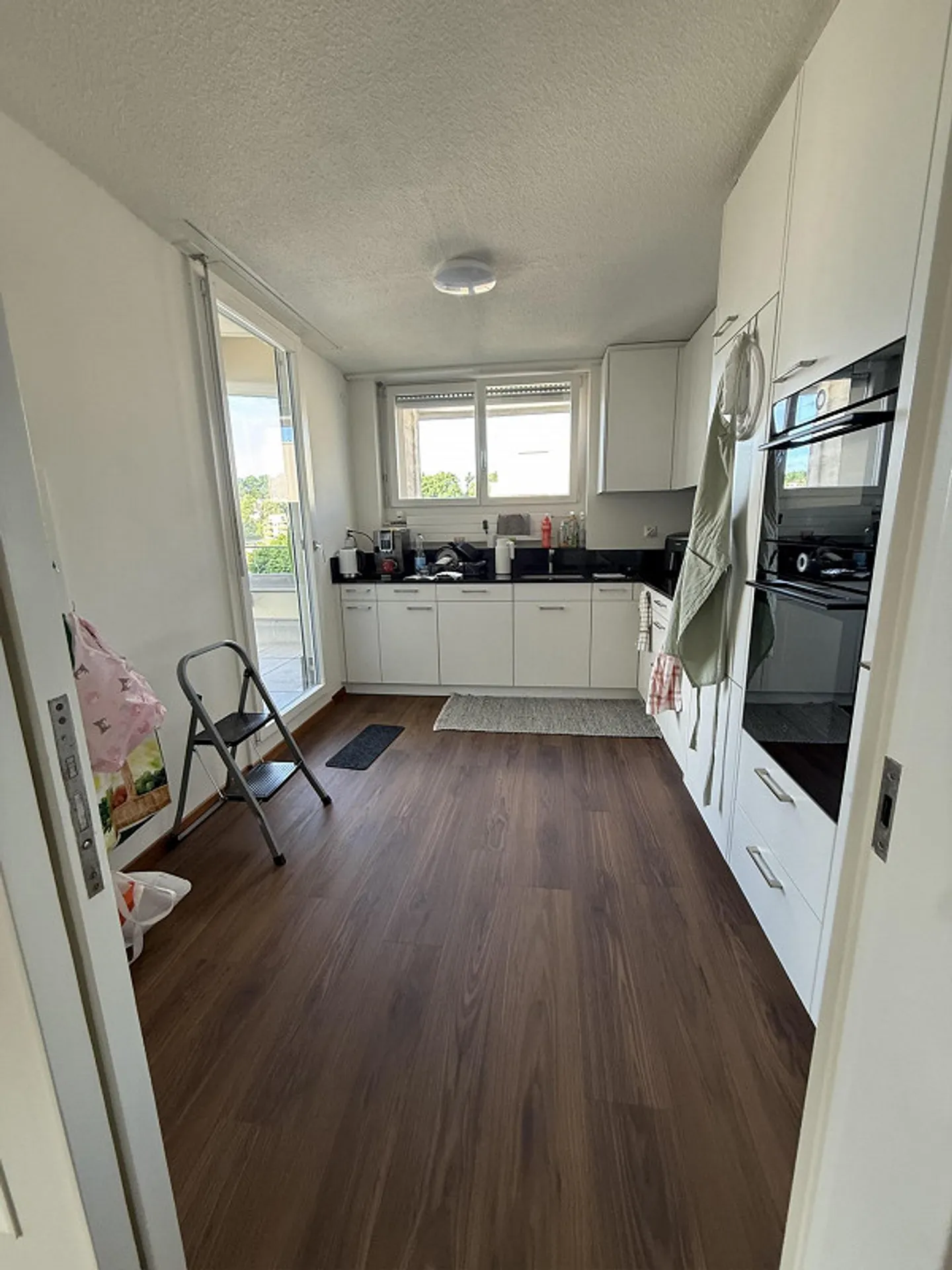 5.5 Room Apartment in Kloten - Photo 5 of 13