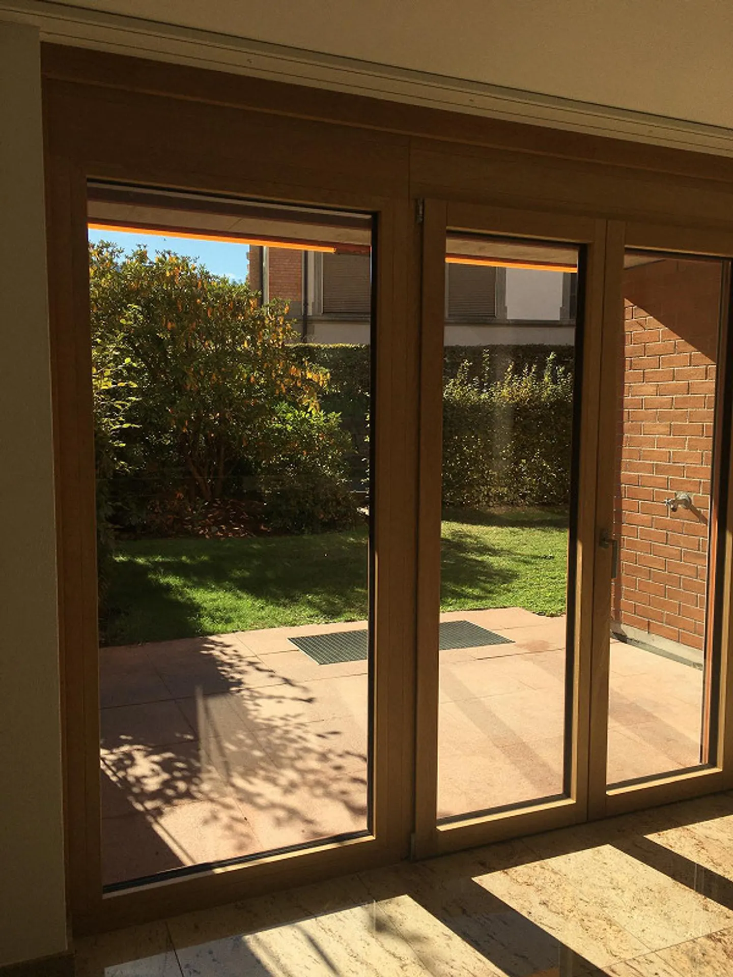 Carino appartamento di 2,5 stanze con patio - Foto 5 di 10