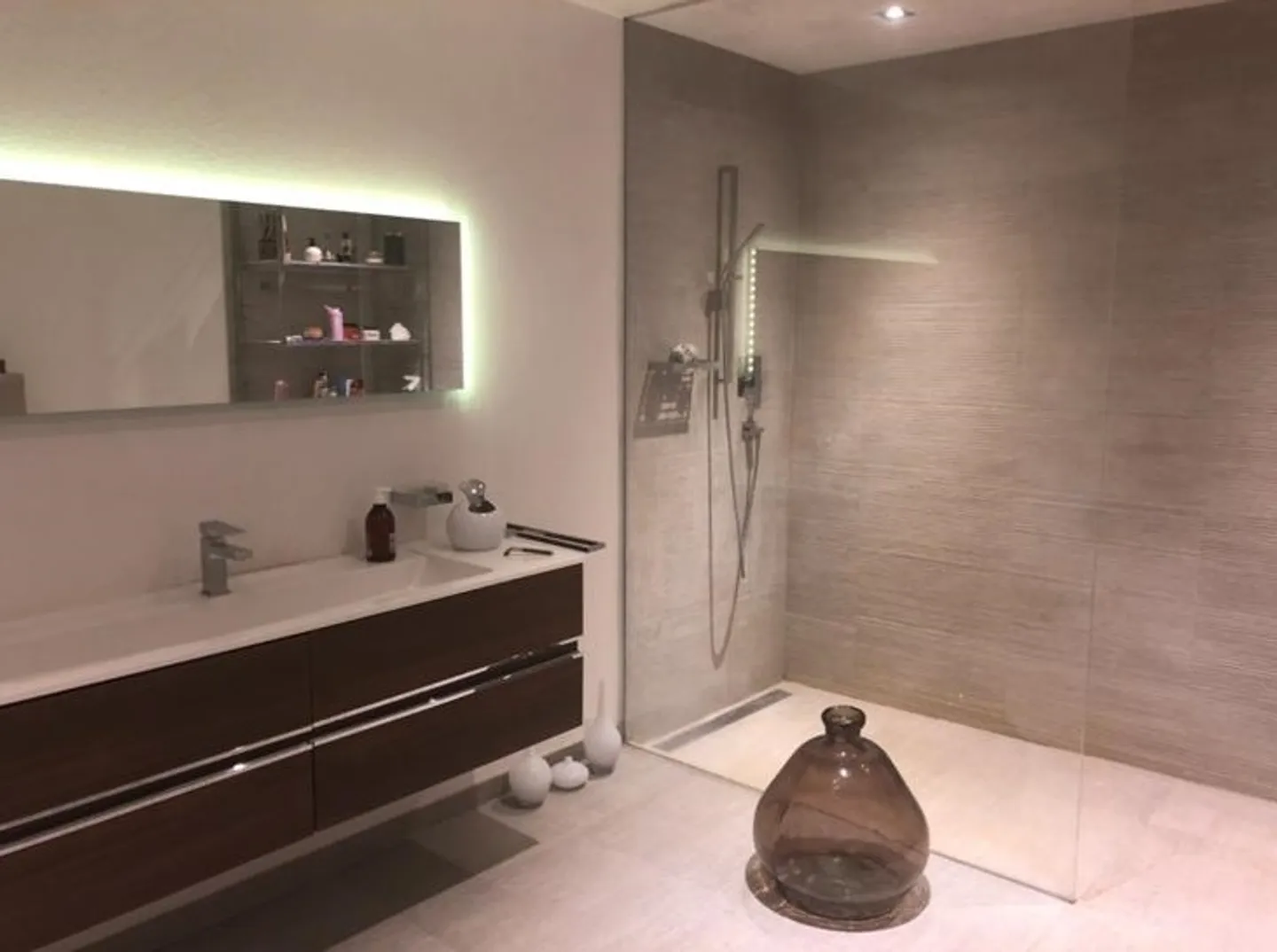 Appartamento con terrazza 4,5 stanze - Foto 6 di 9