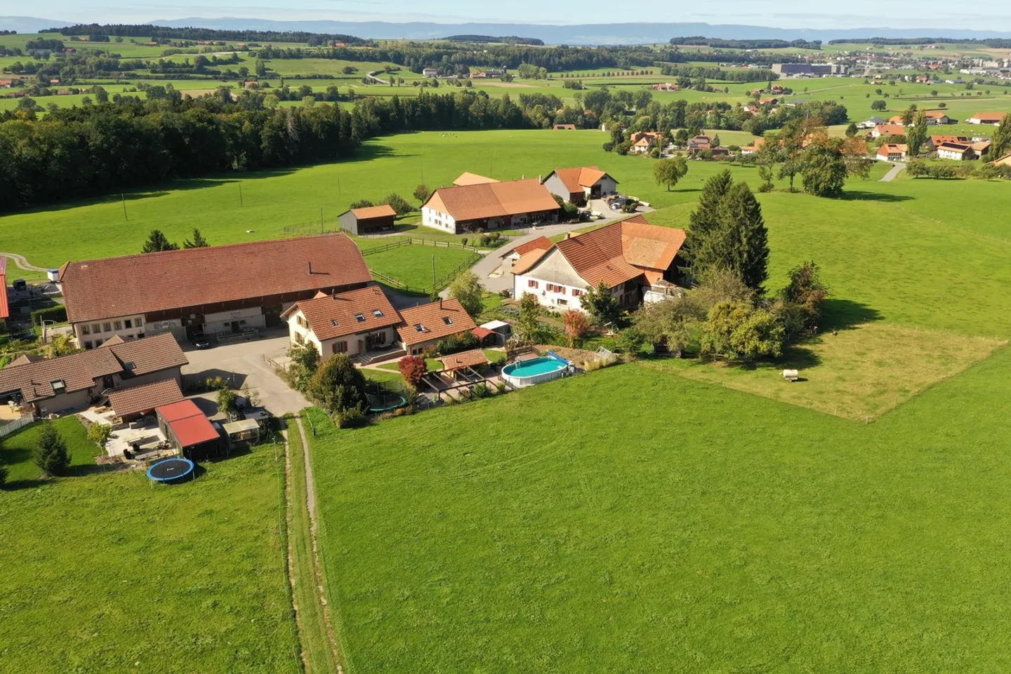 Villa Charmante avec Piscine - Photo 3 sur 15