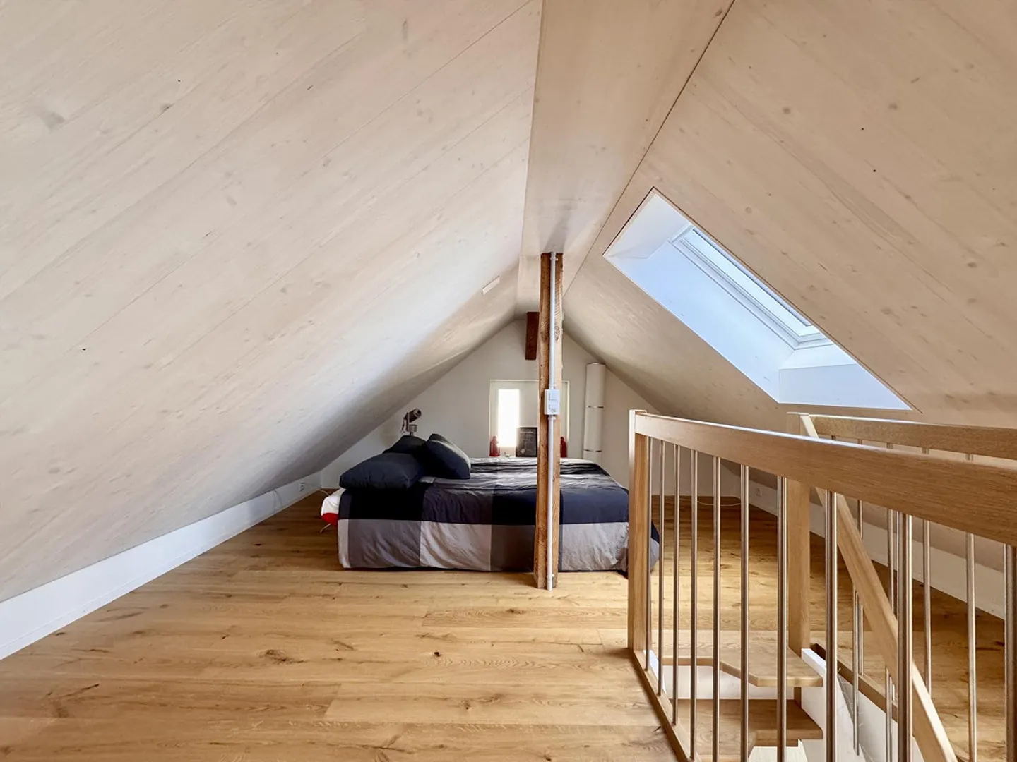 Spacious 5-room apartment with a view and parking space - Photo 10 of 15