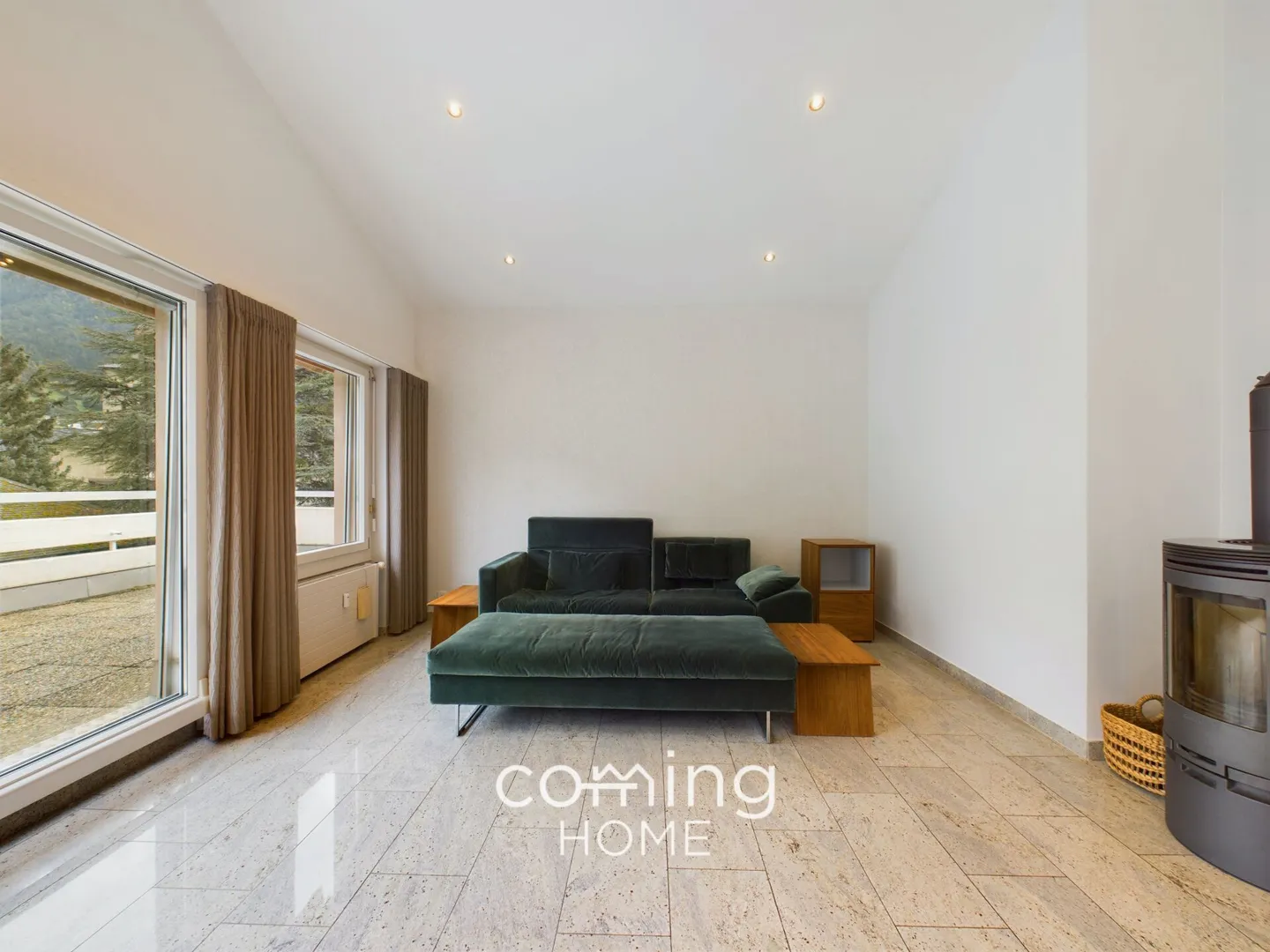 Ampio appartamento attico di 5,5 locali a Brig-Glis - Vivere sopra i tetti con vista sul Palazzo Stockalper - Foto 2 di 18