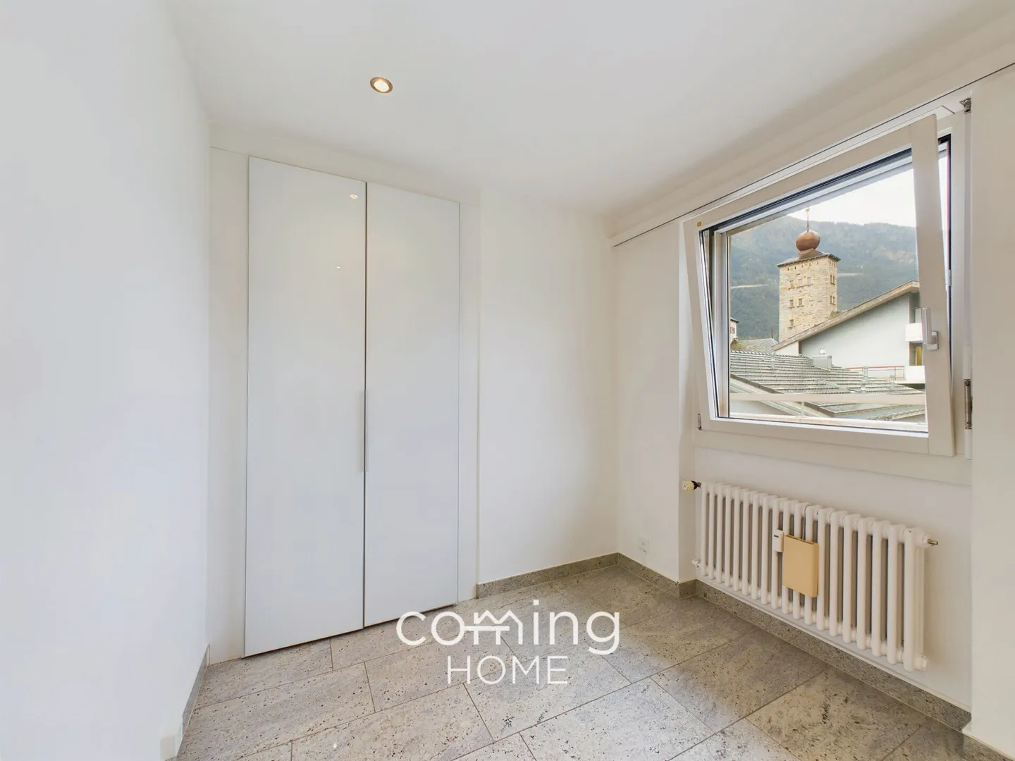 Ampio appartamento attico di 5,5 locali a Brig-Glis - Vivere sopra i tetti con vista sul Palazzo Stockalper - Foto 11 di 18