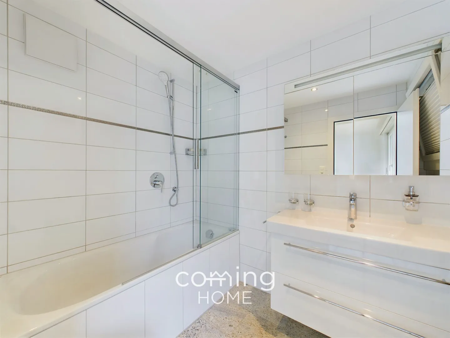 Ampio appartamento attico di 5,5 locali a Brig-Glis - Vivere sopra i tetti con vista sul Palazzo Stockalper - Foto 10 di 18