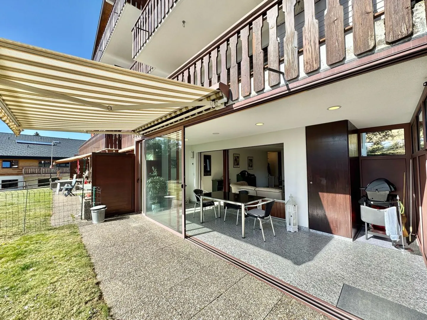 Incantevole Appartamento con Giardino a Bluche - Foto 3 di 13