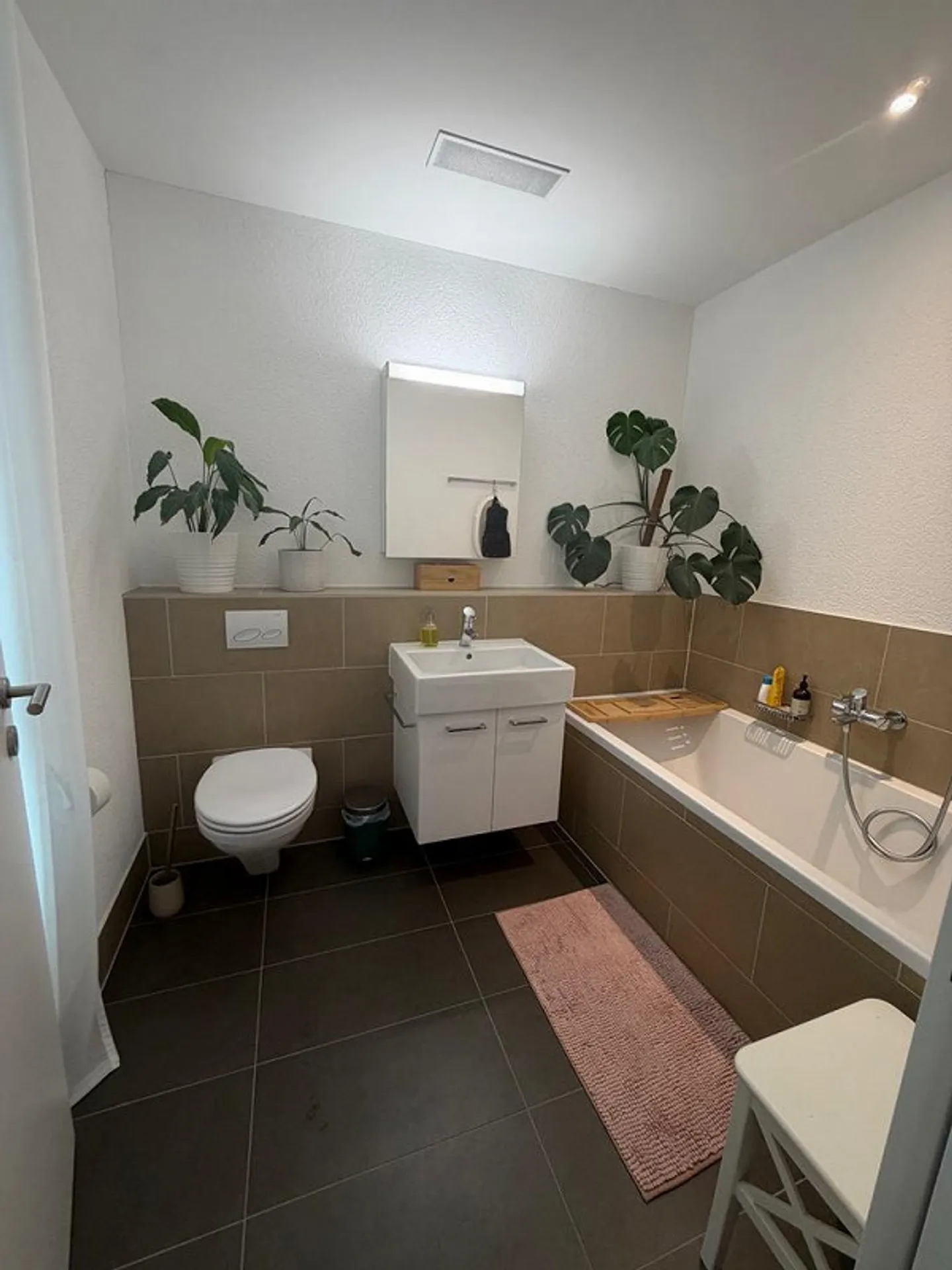 Light-flooded 3.5-room apartment in a central location - Photo 7 of 10