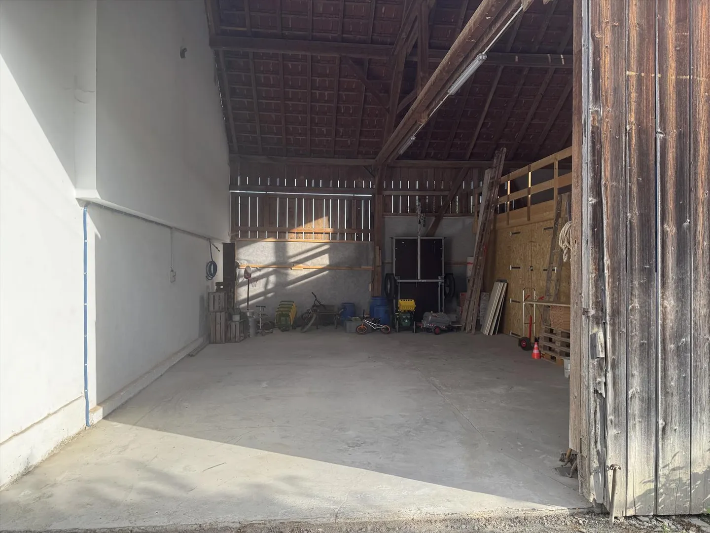 Spazio di parcheggio - Foto 2 di 3