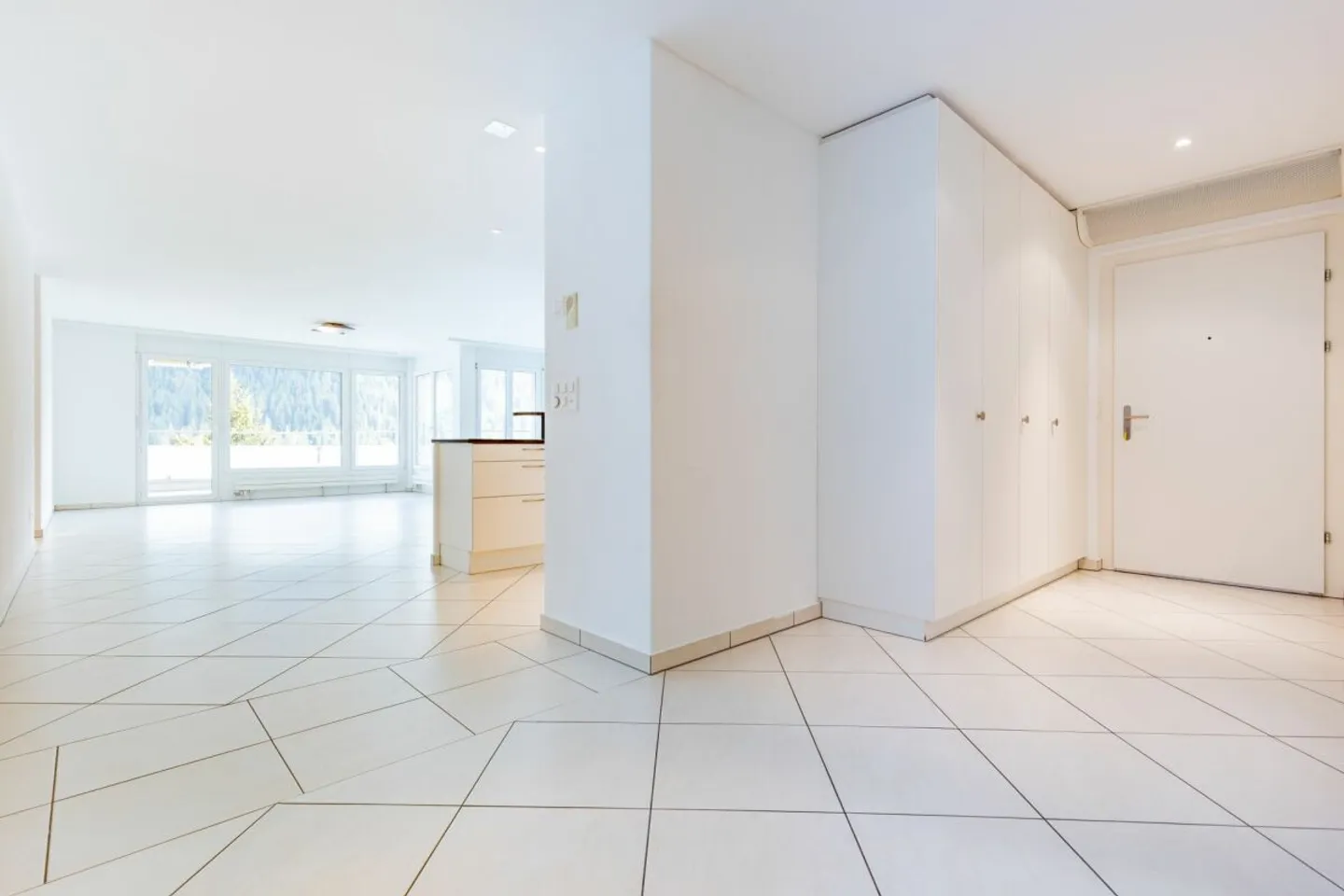 Exklusive Zweitwohnung mit spektakulärer Aussicht - Foto 2 von 12