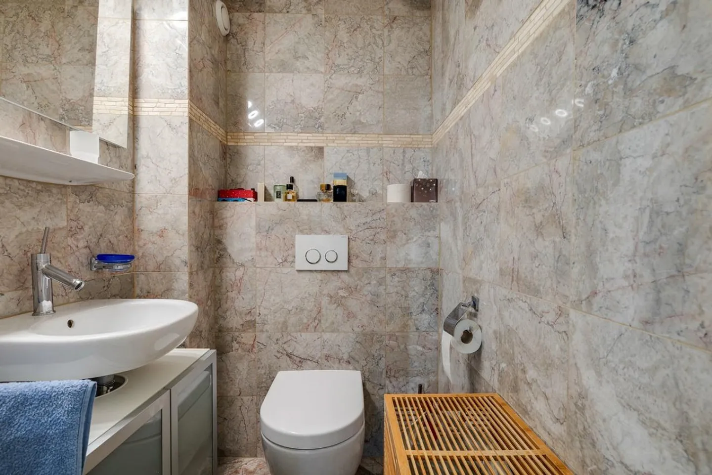 Spacious property with flexible usable basement - Photo 9 of 18