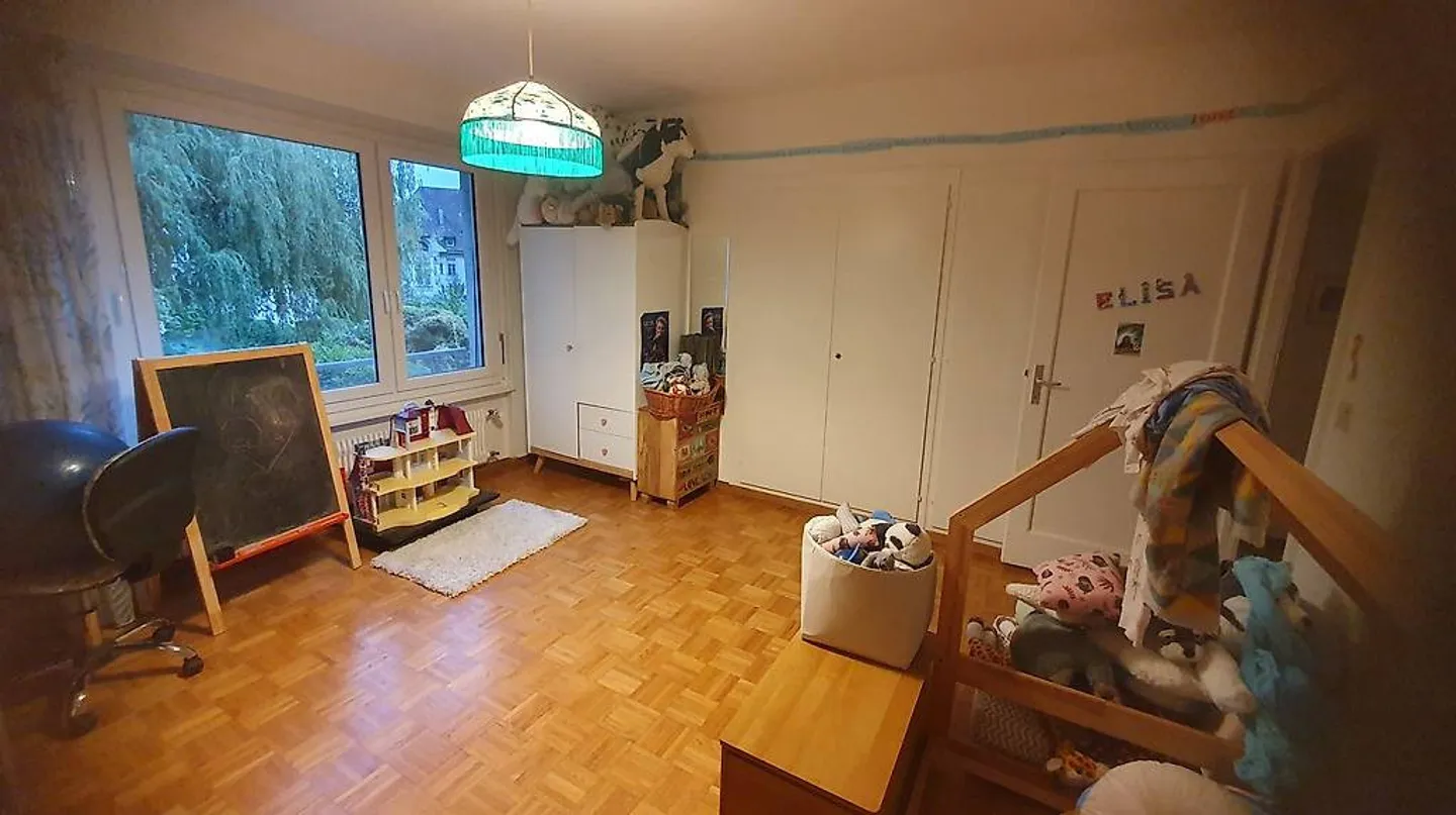 Beautiful 5.5 room apartment in Lausanne 2730fr - Photo 2 of 5