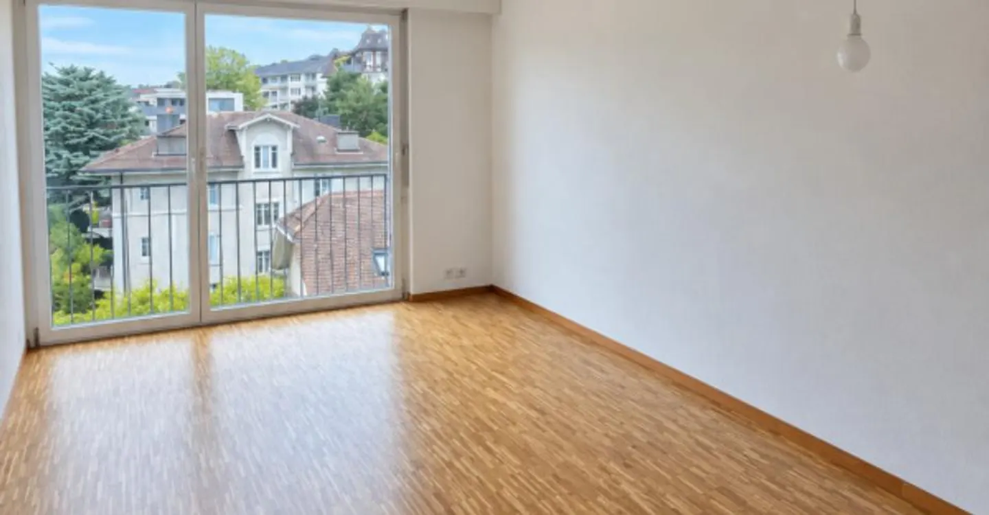 Appartement rénové avec vue Jura - Photo 1 sur 6