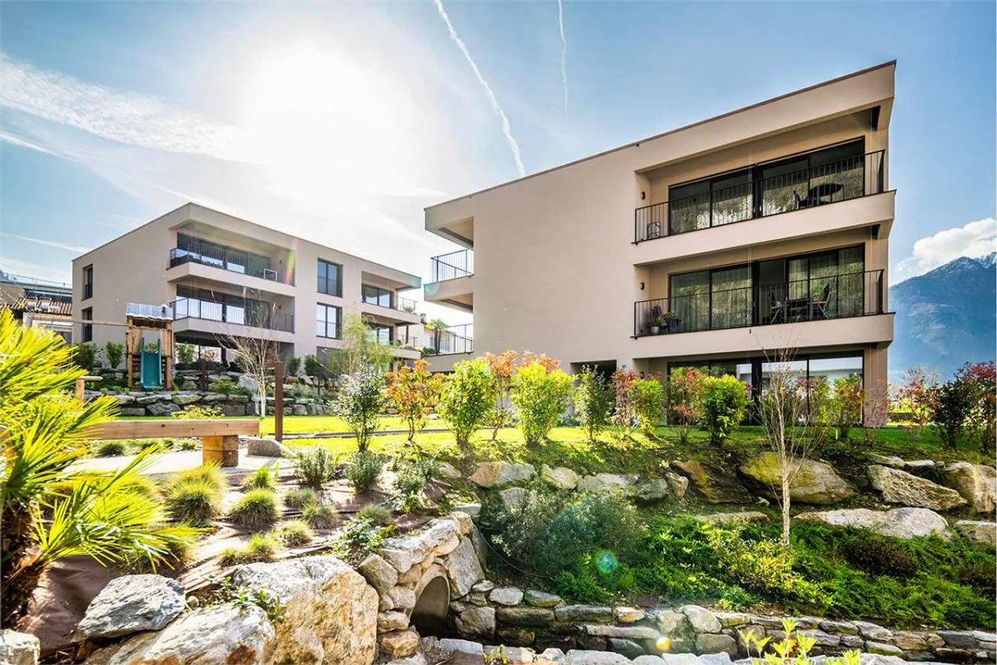 Nuovo appartamento di 3,5 stanze a Gordola con giardino - Foto 4 di 11