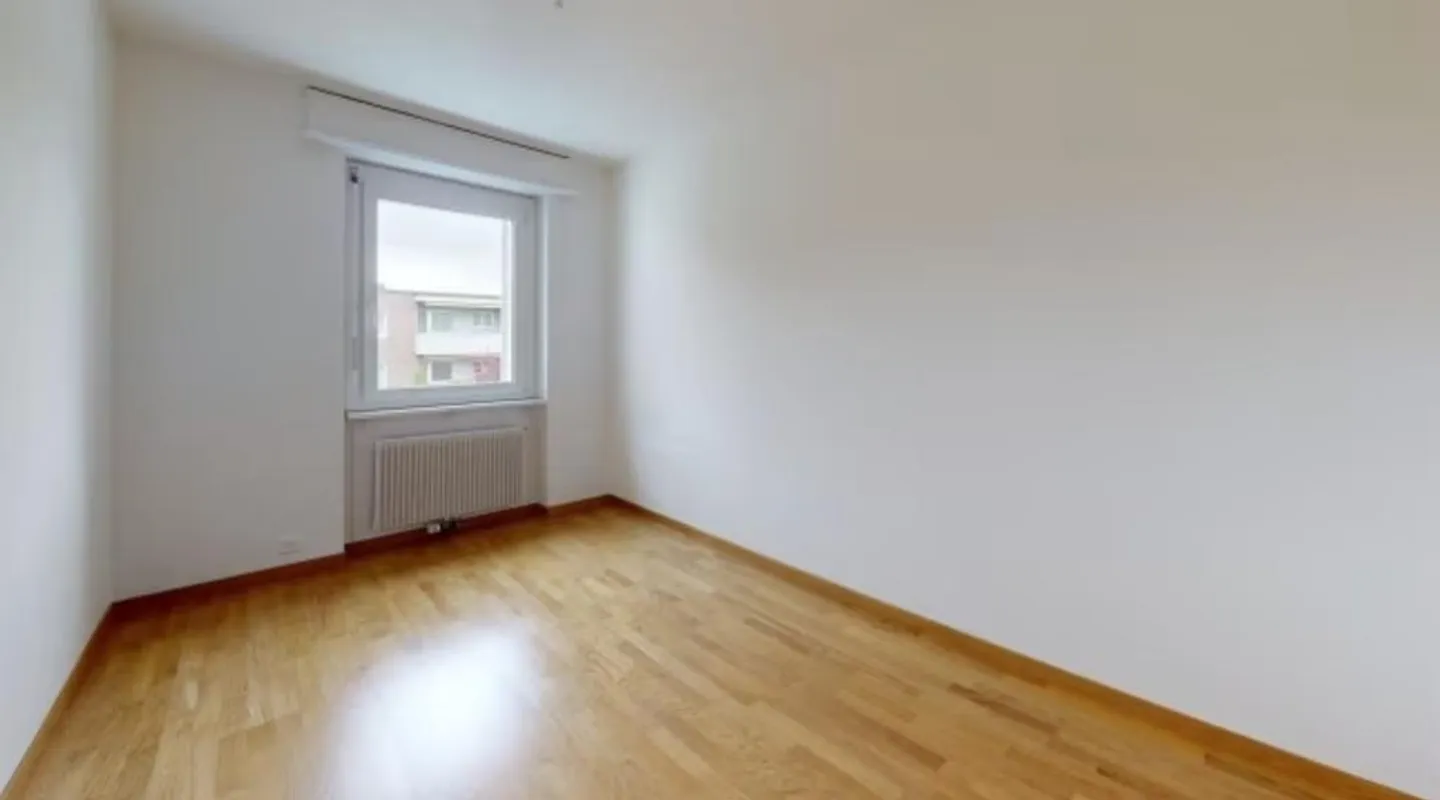 Appartement au rez-de-chaussée confortable - Photo 5 sur 6