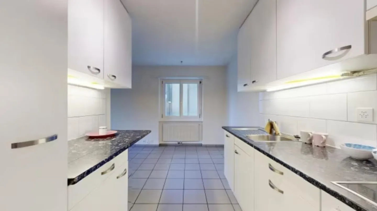 Appartement au rez-de-chaussée confortable - Photo 2 sur 6