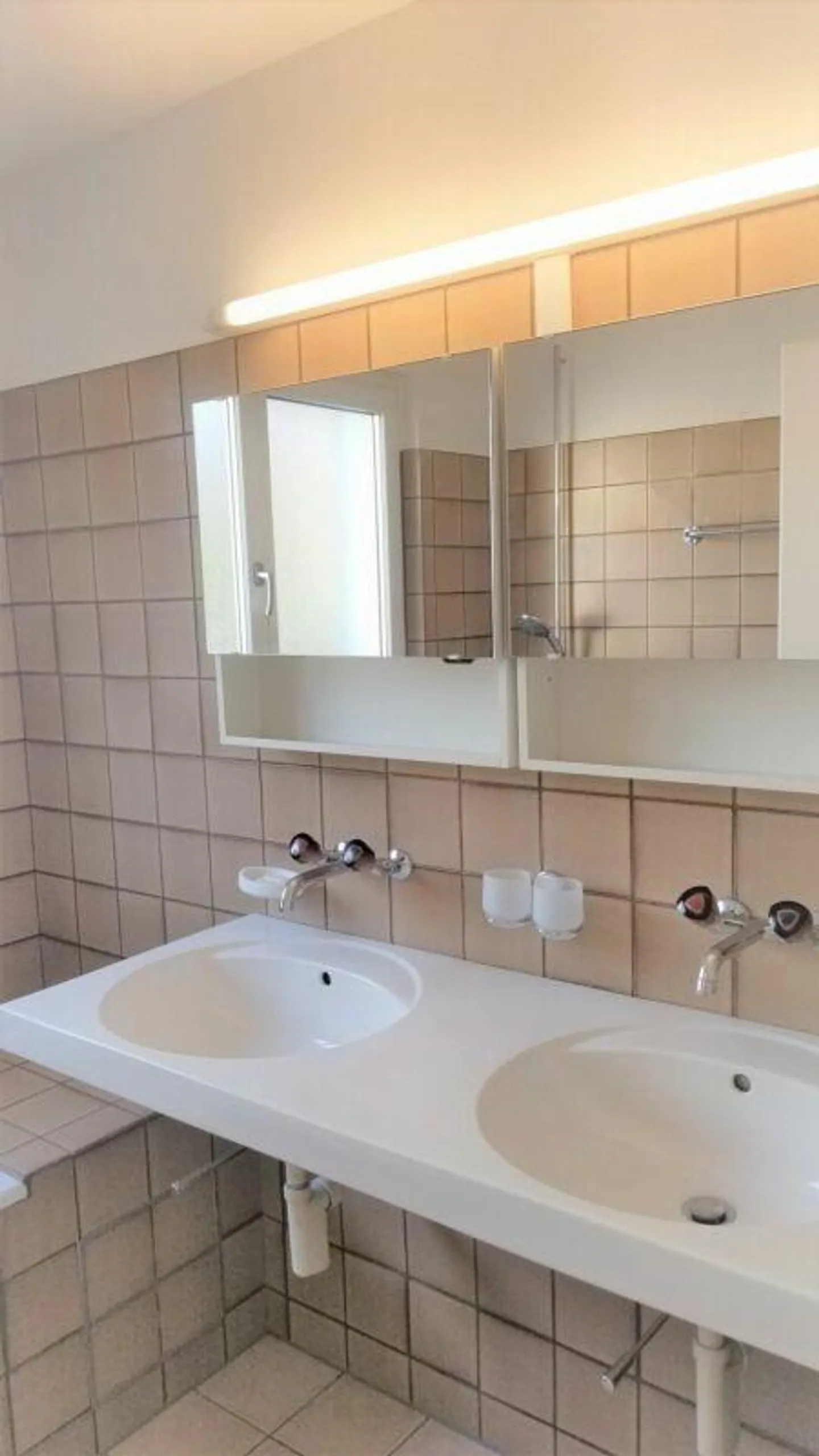 Garden apartment for your well-being - FREE PARKING for 1 year included! - Photo 9 of 13