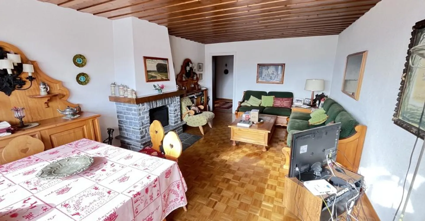 Plein Sud, 4.5 rooms, 5th floor, top floor - Photo 2 of 13