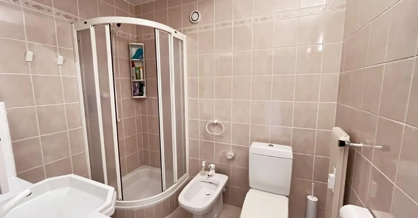 Plein Sud, 4.5 rooms, 5th floor, top floor - Photo 9 of 13