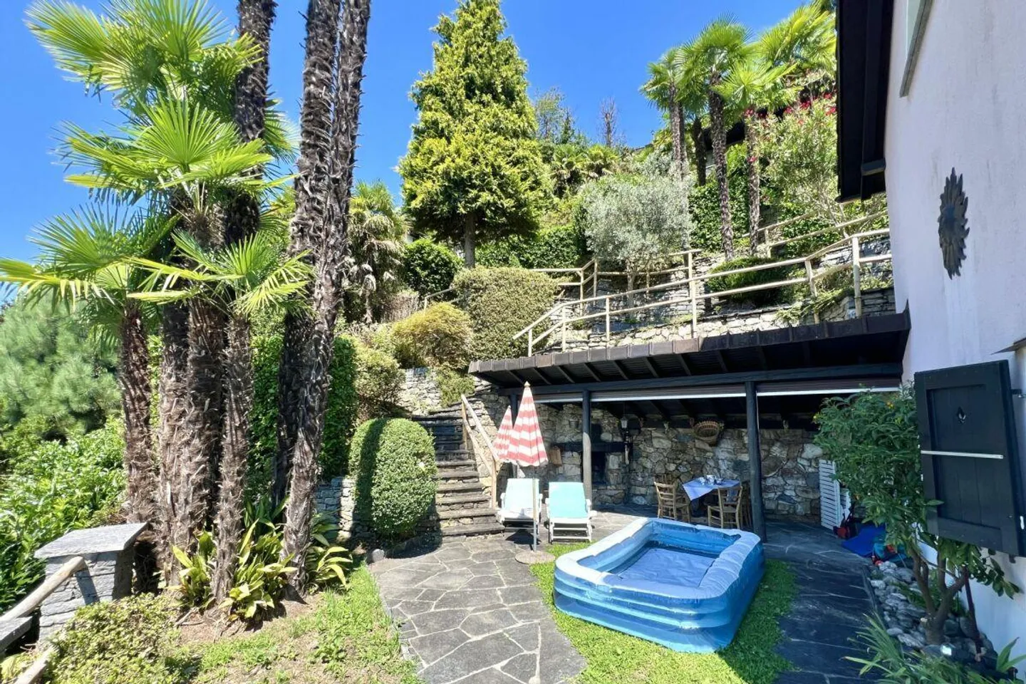 Single-family house "Casa delle tre Palme" with separate studio and building reserve - Photo 5 of 30