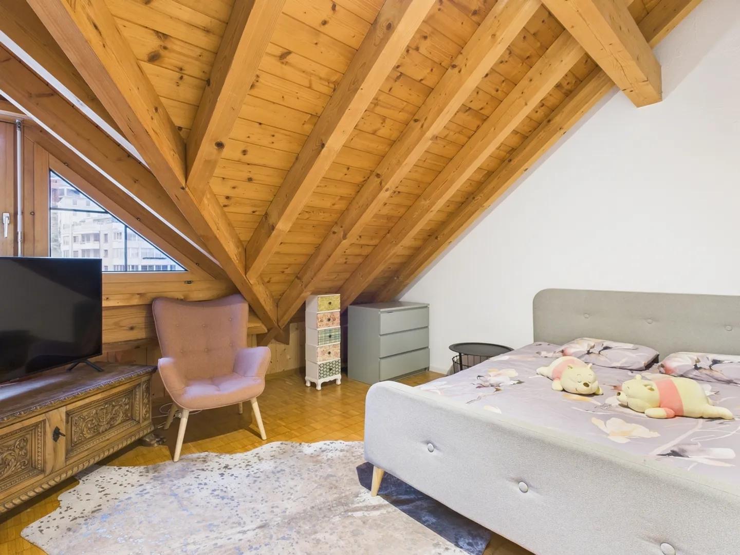 Ampio appartamento duplex di 5,5 locali con vista lago a Freienbach - Foto 6 di 13