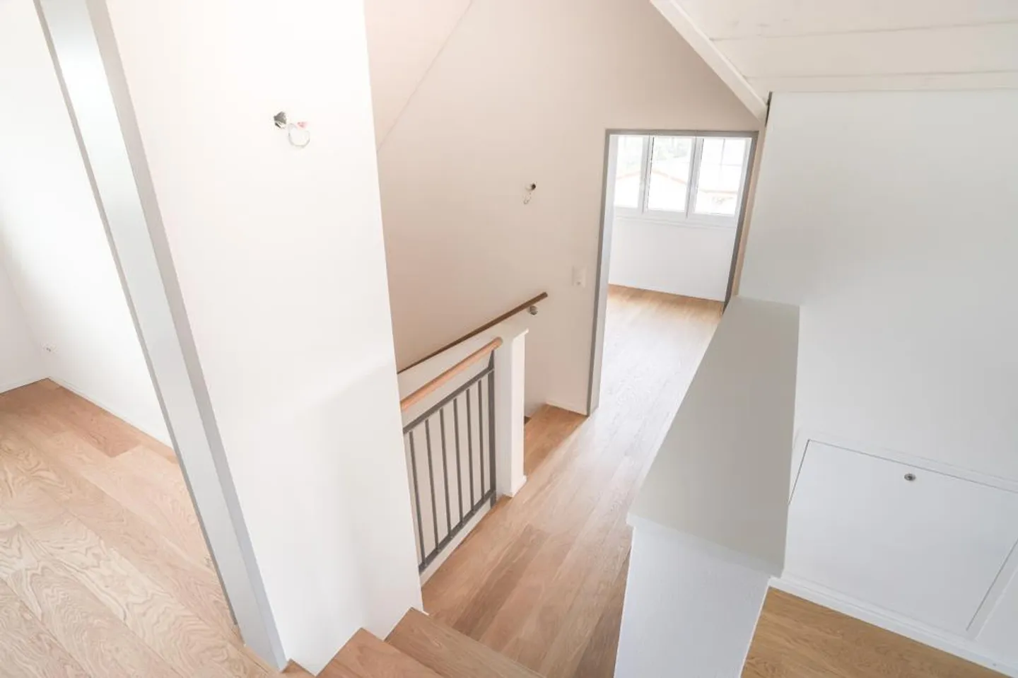 Moderner Neubau inmitten der Appenzeller Hügellandschaft - Foto 9 von 15