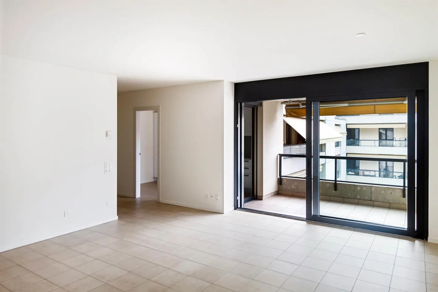 Appartamento Elegante in Posizione Centrale - Foto 1 di 11