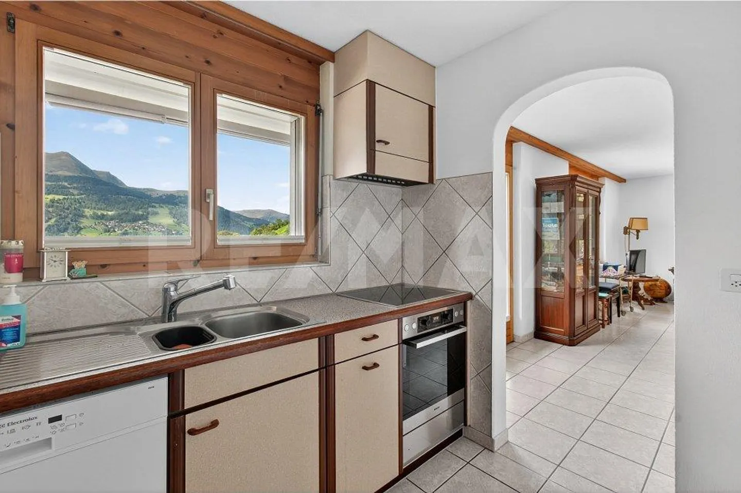 Appartement 3 pièces avec vue sur la montagne - Photo 3 sur 13