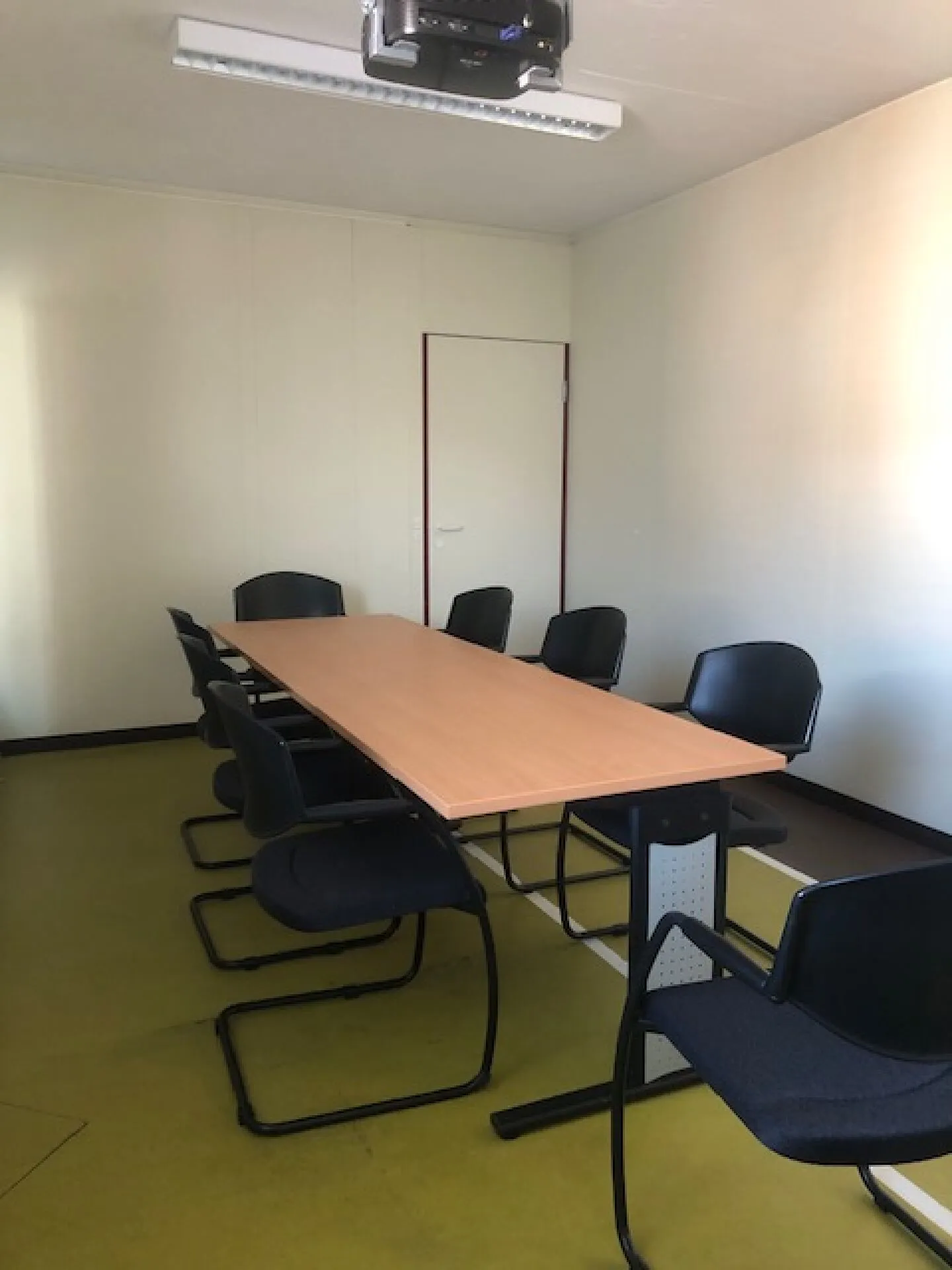 Uffici commerciali convenientemente situati a Sion - Foto 10 di 11