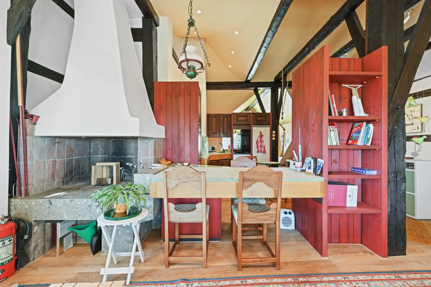 Old Building Charm Meets Far-Sightedness - Unique Maisonette Penthouse in the Heart of Wil SG - Photo 6 of 37