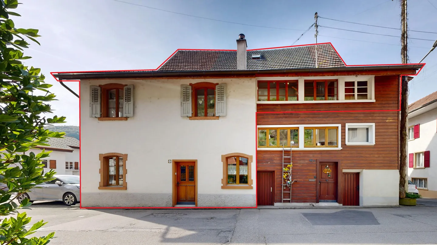 Appartement en duplex spacieux de 4,5 pièces avec jardin et deux places de parking - Photo 1 sur 21