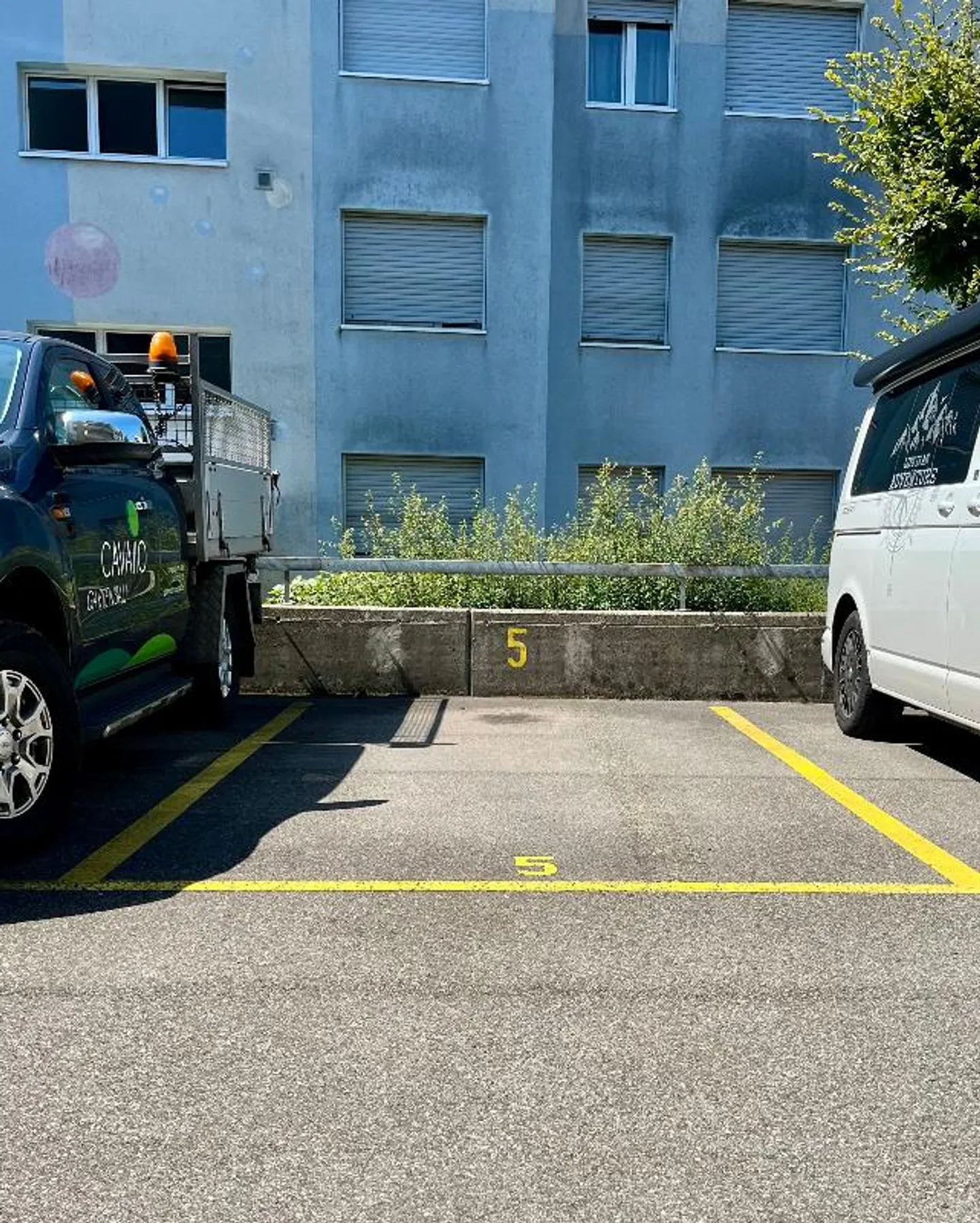 «Parkplatz» - Foto 2 von 2
