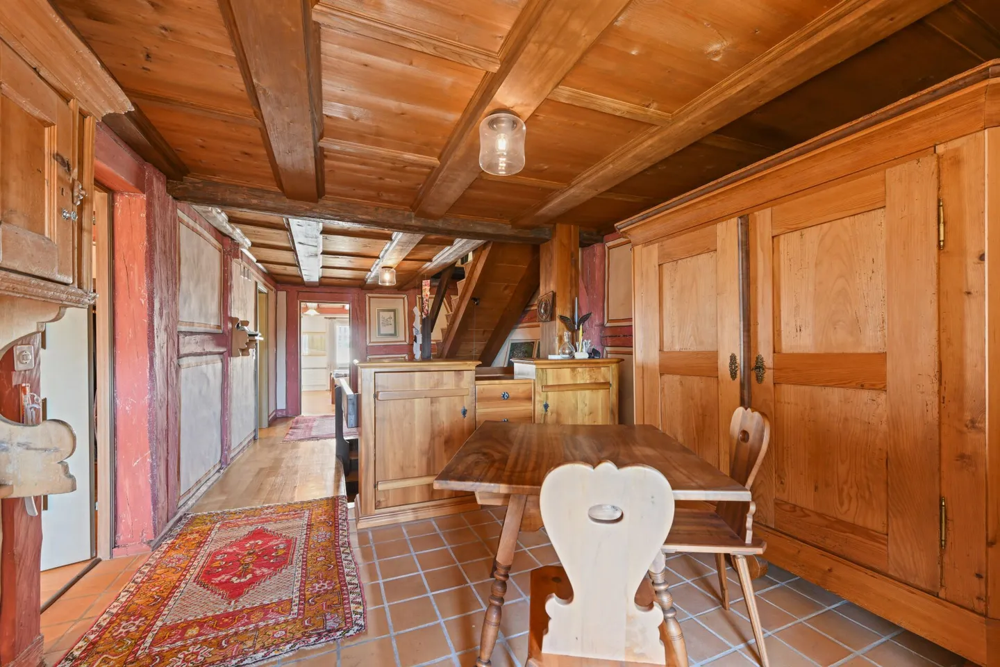 Old Building Charm Meets Far-Sightedness - Unique Maisonette Penthouse in the Heart of Wil SG - Photo 15 of 37