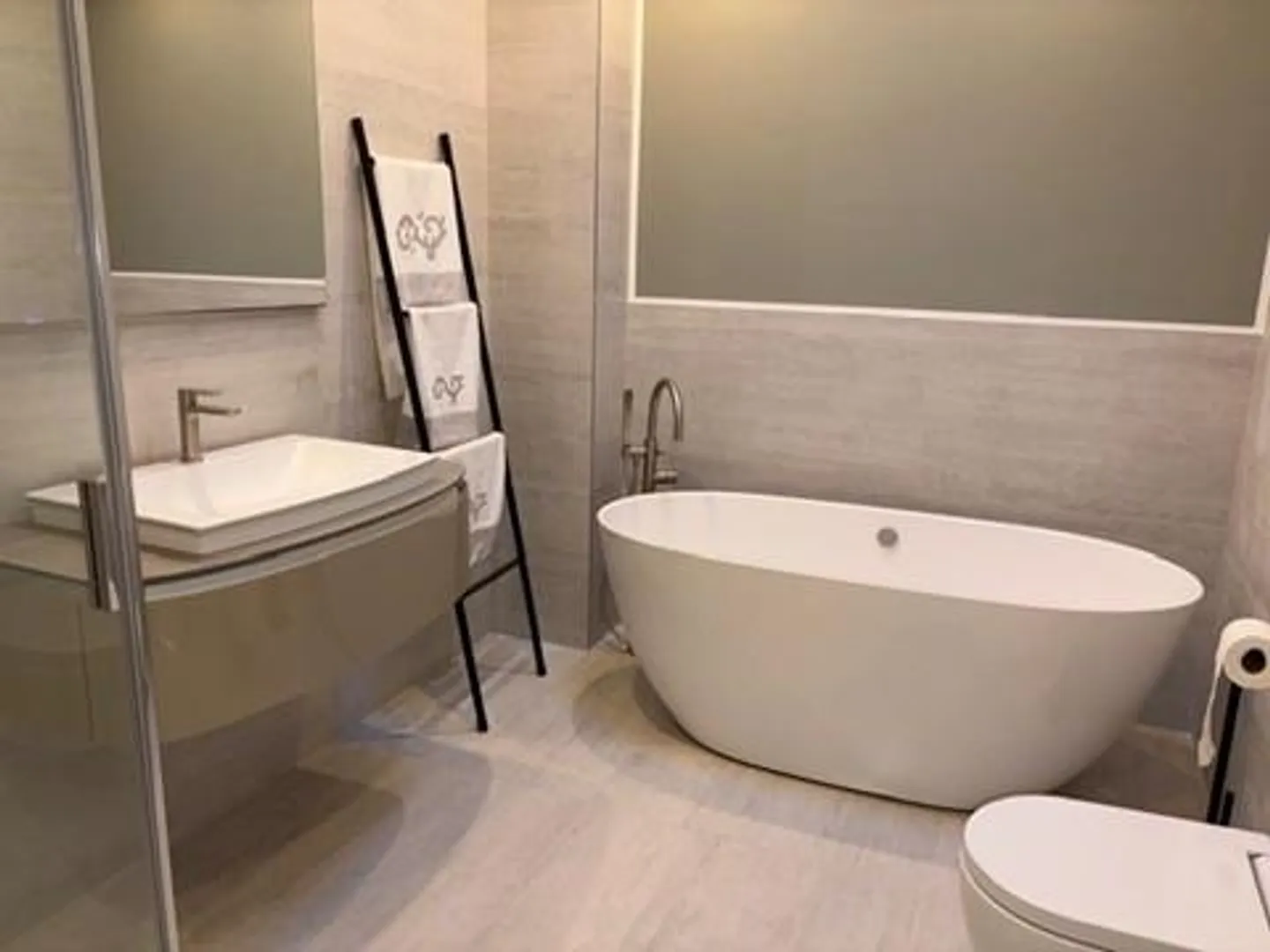 Zu vermieten 4.5 Zimmer hohe Standards - Seeblick - Aldesago - Foto 14 von 17