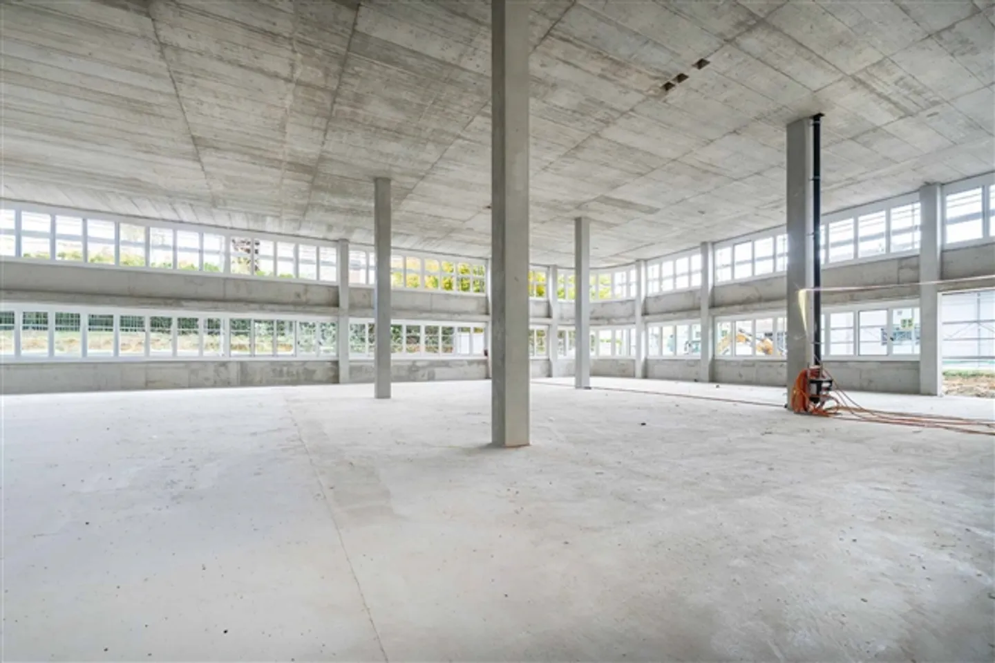 Étage supérieur à vendre dans un nouveau bâtiment d'artisanat - Photo 6 sur 9