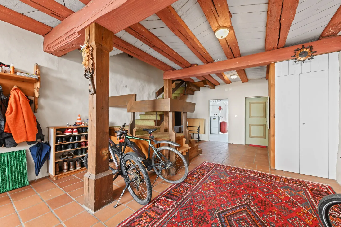 Old Building Charm Meets Far-Sightedness - Unique Maisonette Penthouse in the Heart of Wil SG - Photo 25 of 37