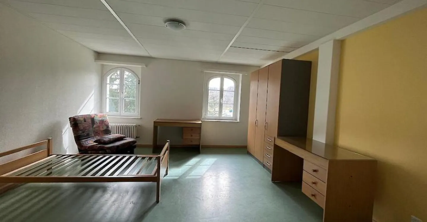 6.5 Rooms for Rent - Photo 10 of 11