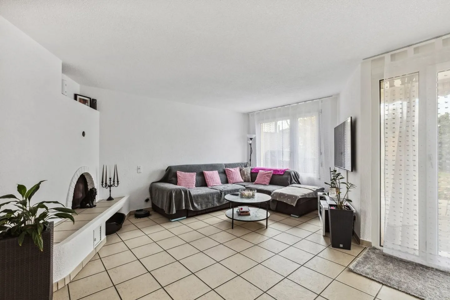 «Prächtiges Nebenhaus» - Foto 2 von 8