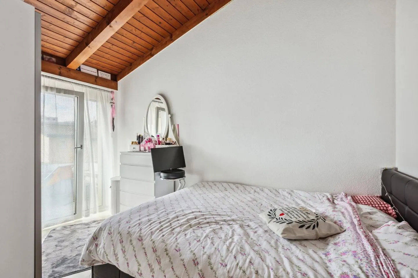 «Prächtiges Nebenhaus» - Foto 6 von 8