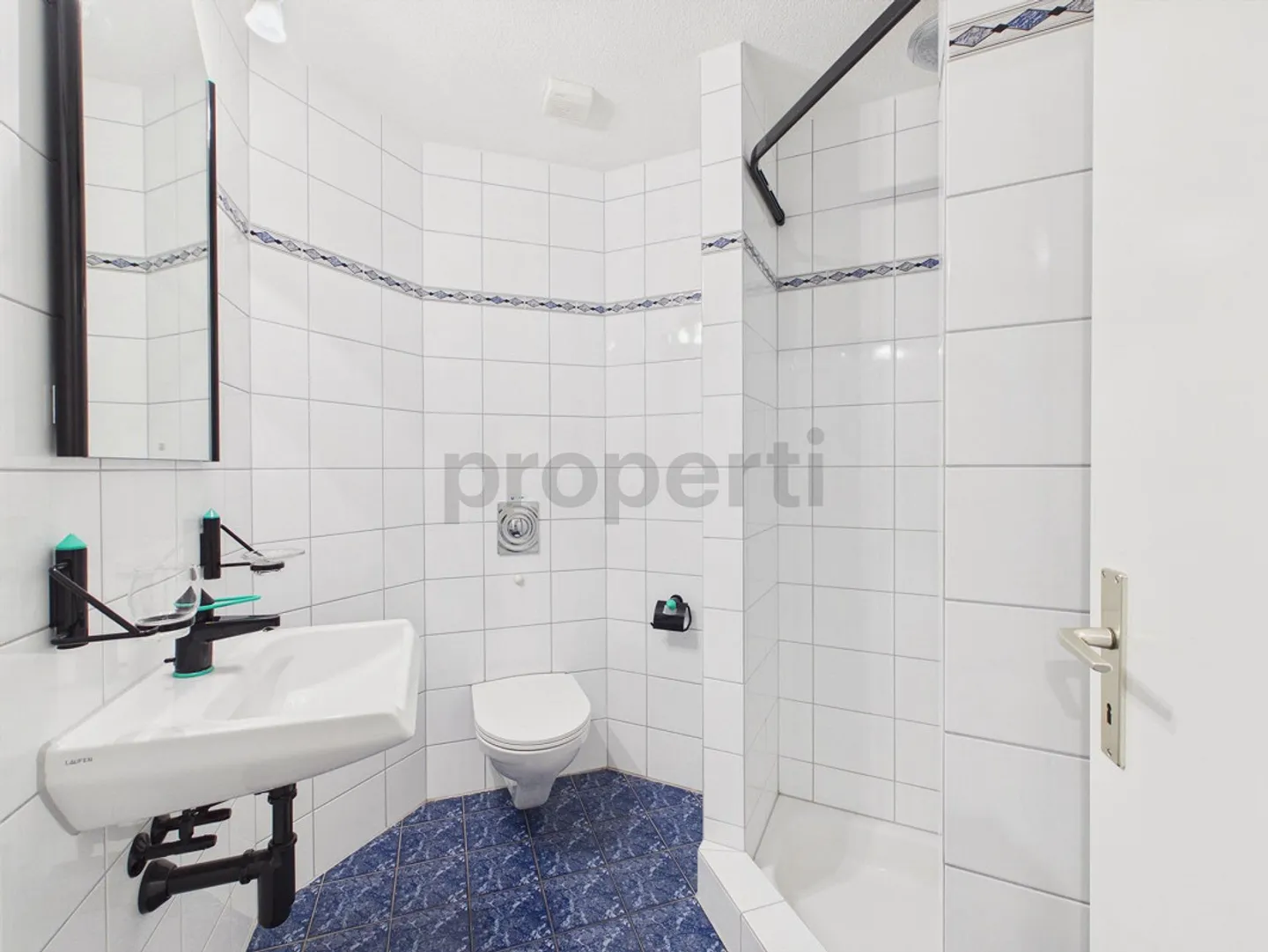 Appartement rénové avec jardin - Photo 9 sur 13