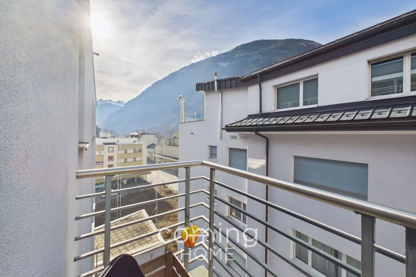 Well-maintained 2.5 room apartment in Visp - centrally located, sunny and versatile - Photo 2 of 9