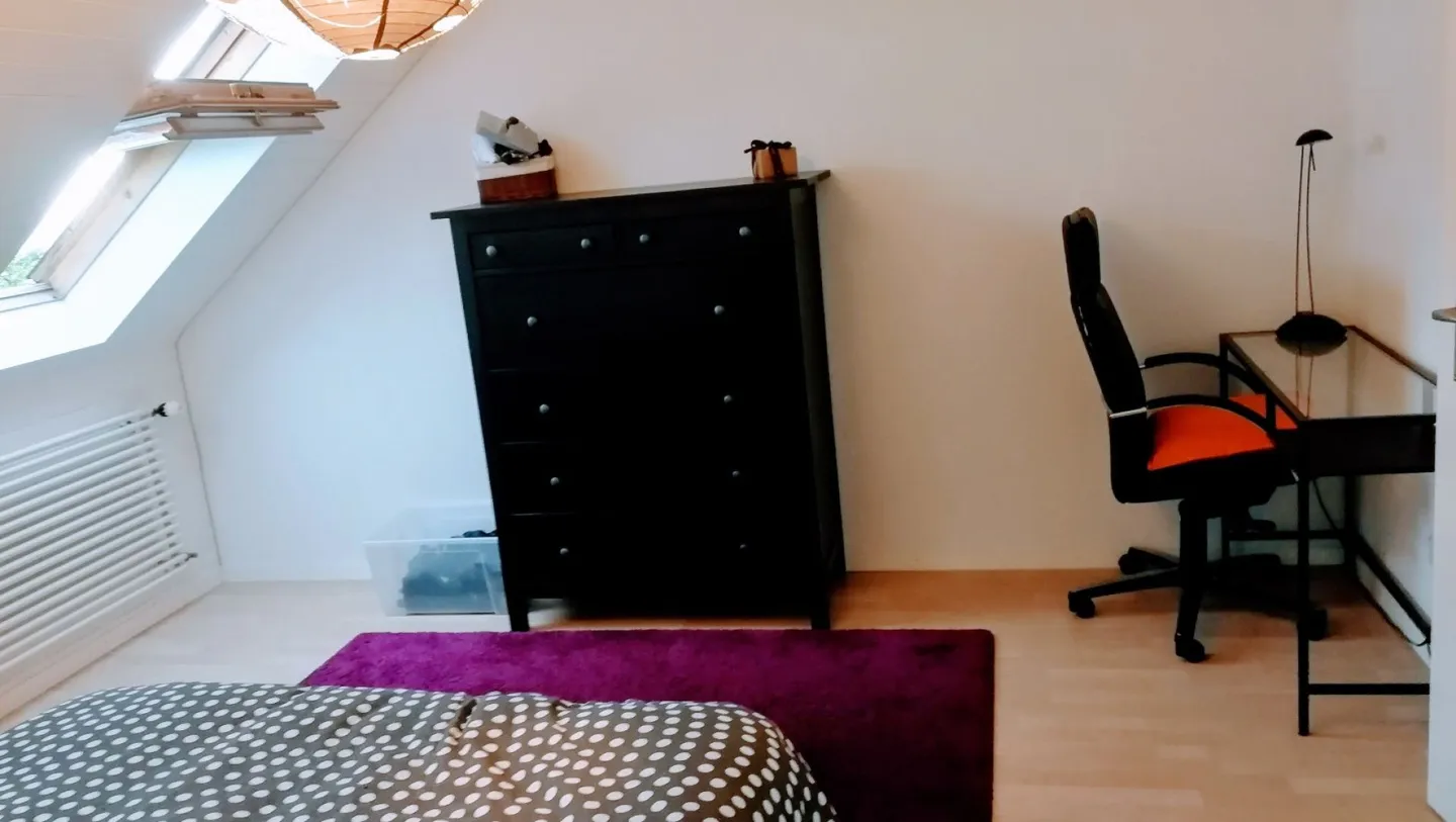 Appartement 3 1/2 pièces - maisonette dans un ancien ferme rénovée - Photo 8 sur 12