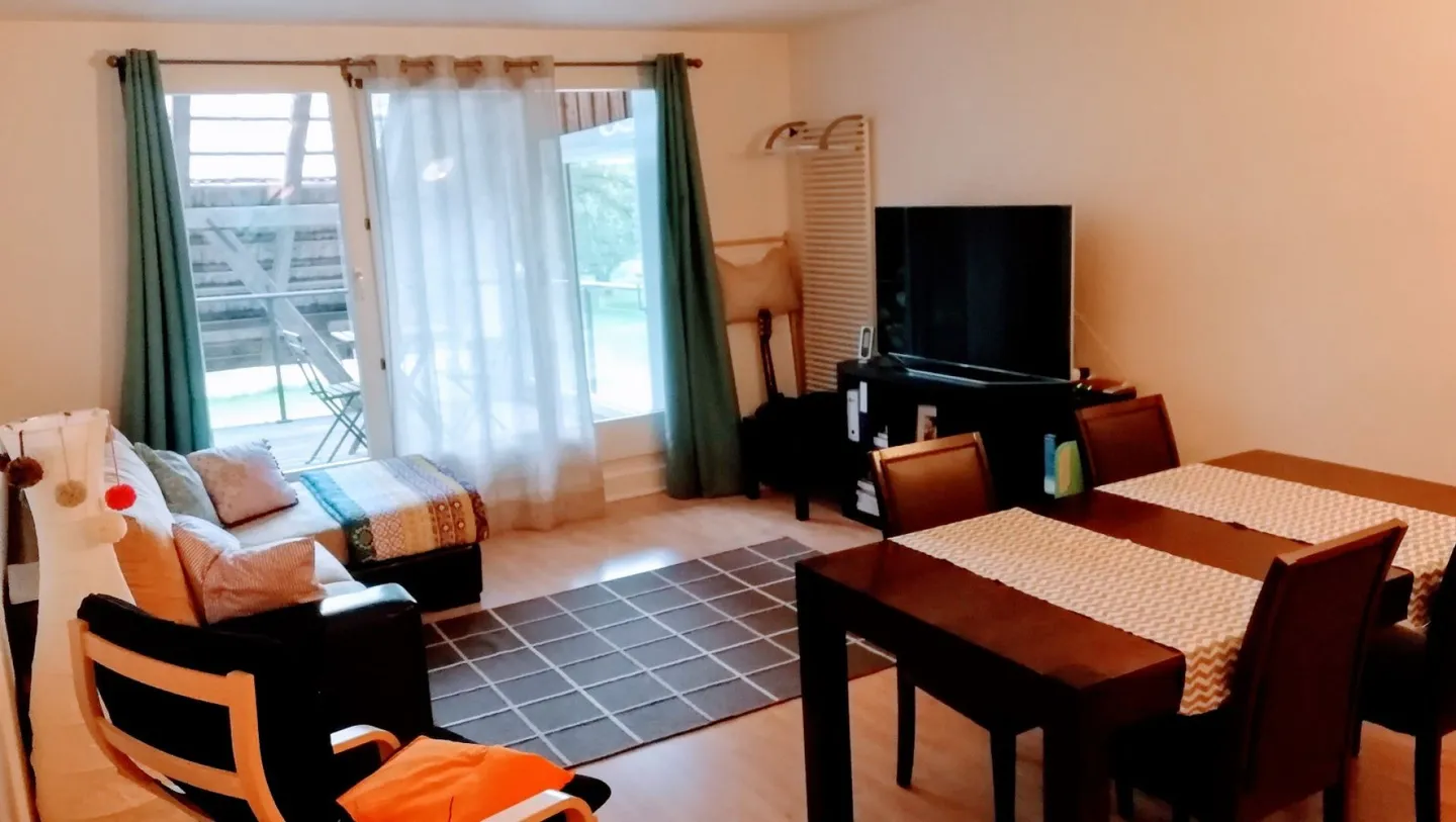 Appartement 3 1/2 pièces - maisonette dans un ancien ferme rénovée - Photo 2 sur 12