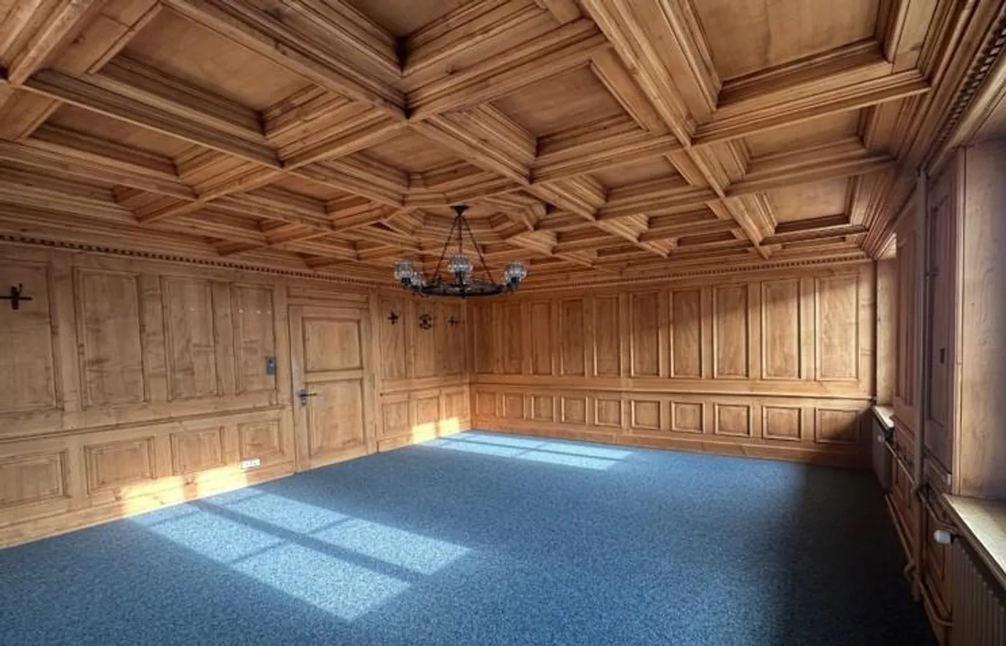 Historic Residential and Commercial Building with Versatile Potential - Photo 2 of 6