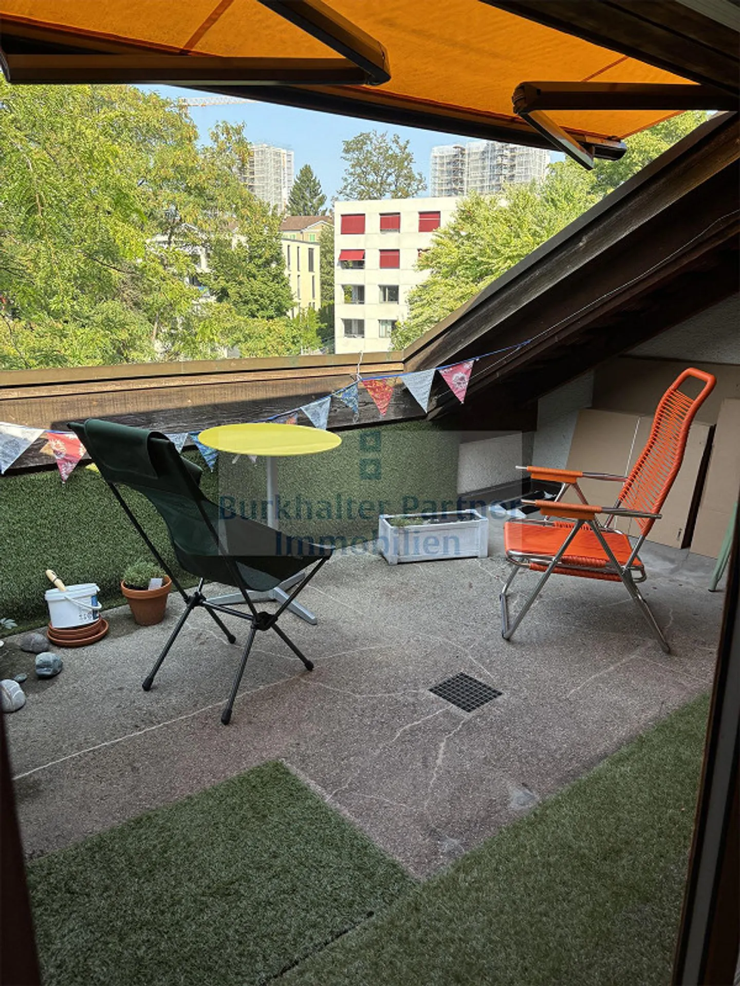 Charmantes Penthouse mit Balkon - Foto 6 von 6