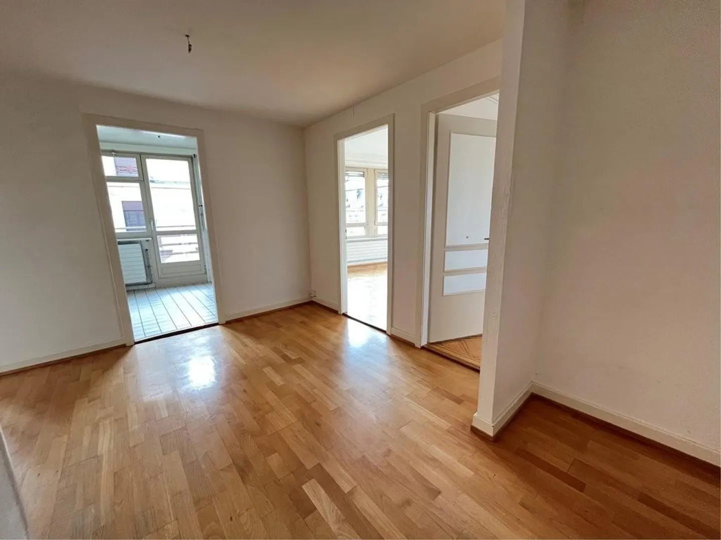 Appartamento di 3,5 locali vicino alla stazione e al centro città - Foto 7 di 8