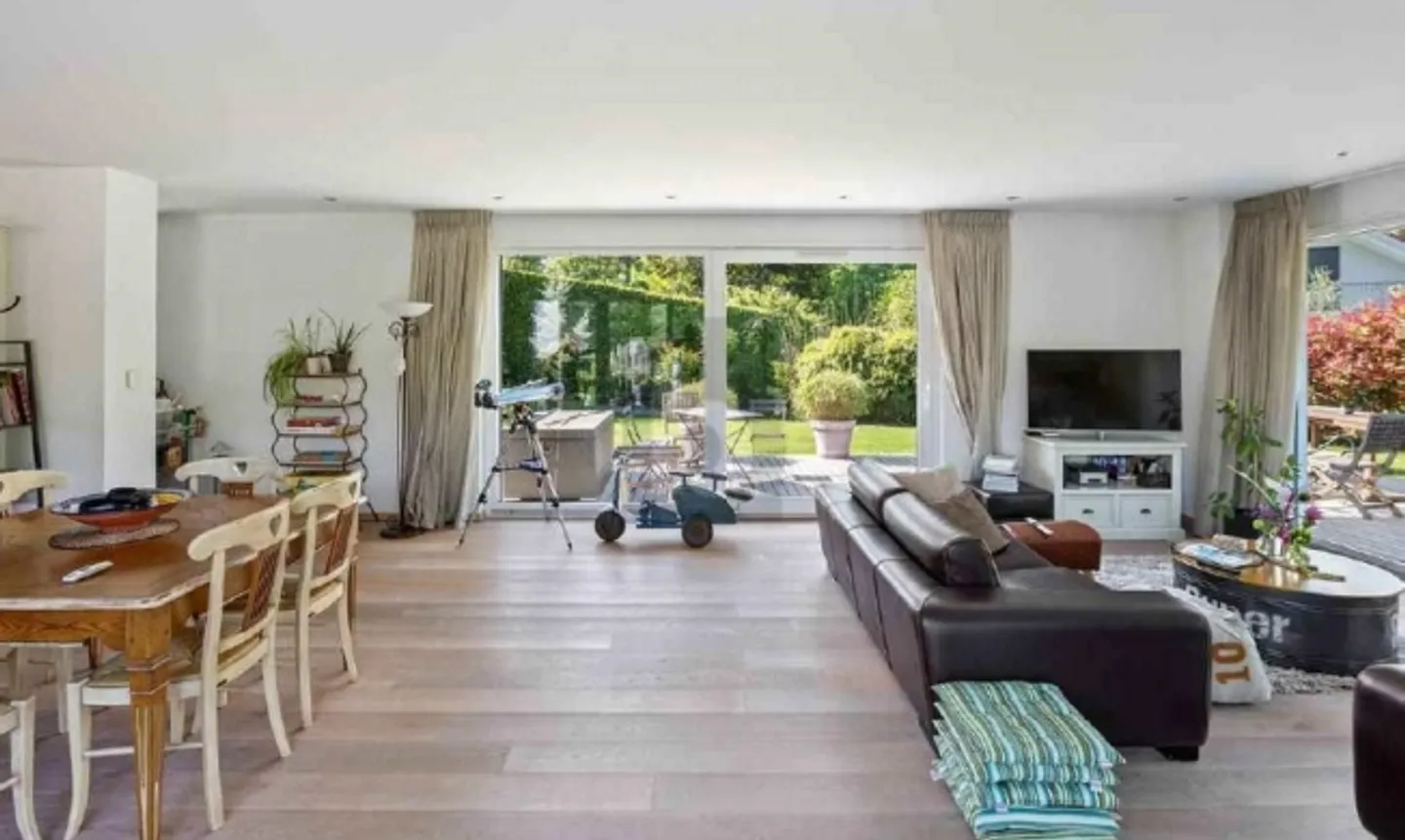 «MAGNIFIQUE SPACIEUSE AVEC GRAND JARDIN» - Photo 3 sur 6